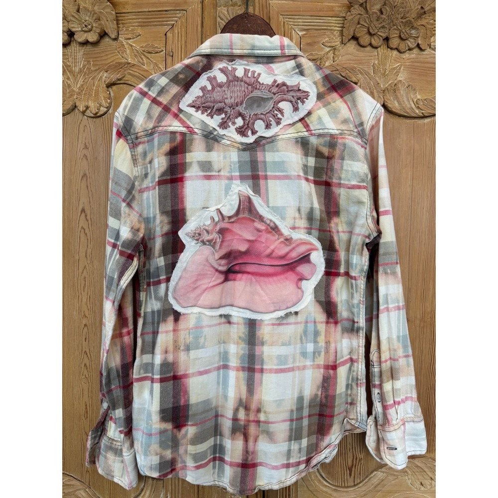 Upcycled Beachy Flannel‎ Shell Art Shirt Cotton Soft Medium Large - Picture 5 of 7